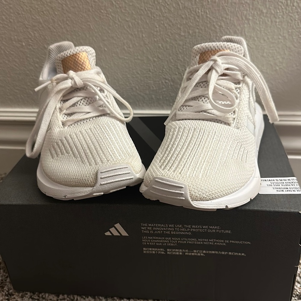 adidas Originals Women's Swift Run Shoes